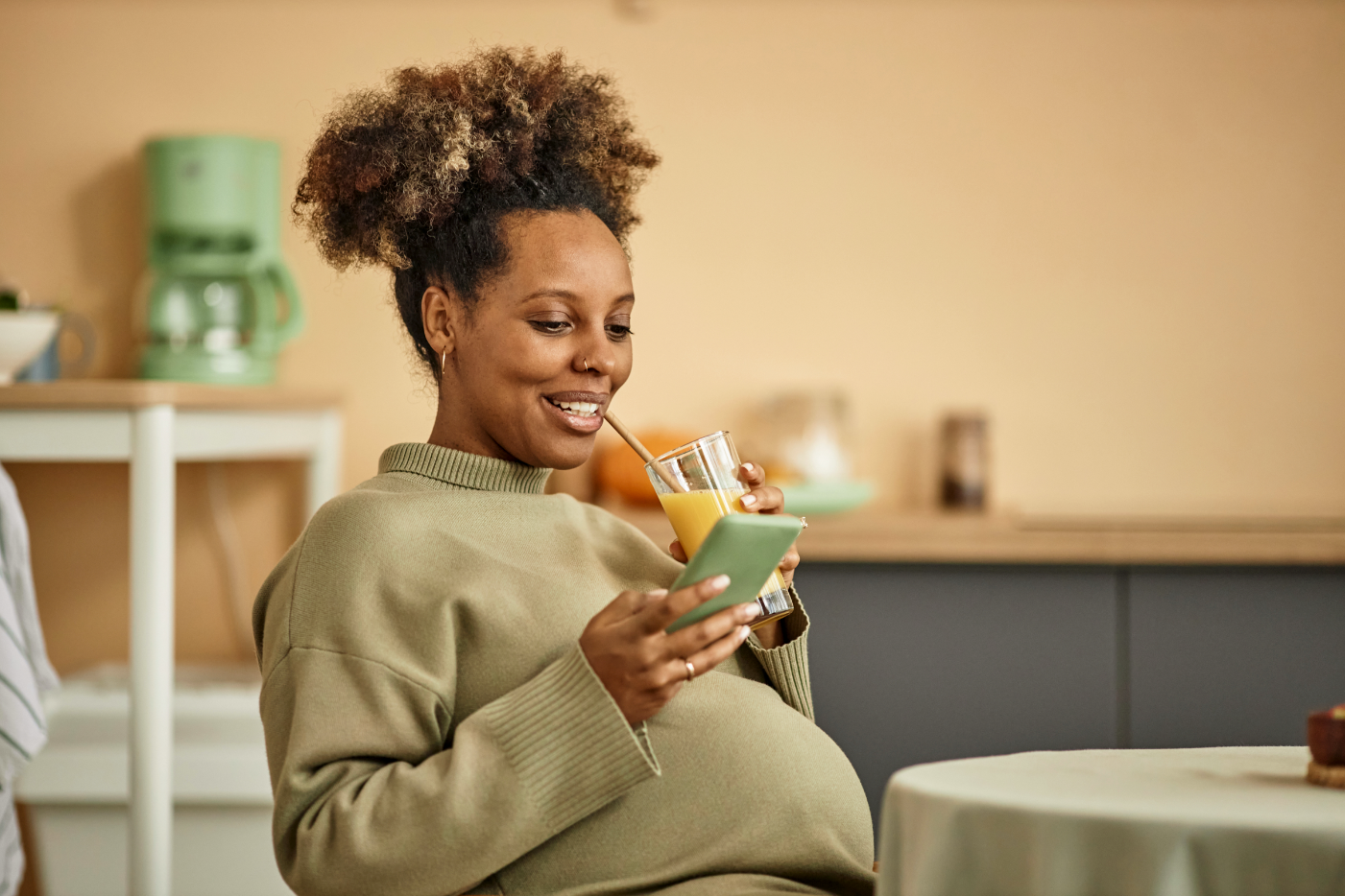 Why Electrolytes Matter More During Pregnancy (And How to Actually Keep Them Balanced)